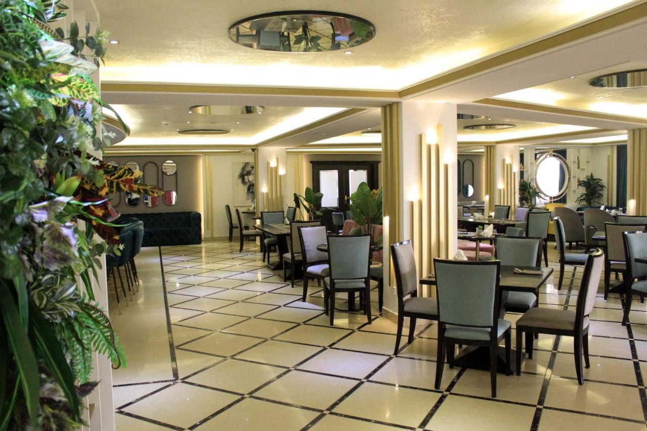Boulevard Palace Hotel Monrovia Eksteriør billede